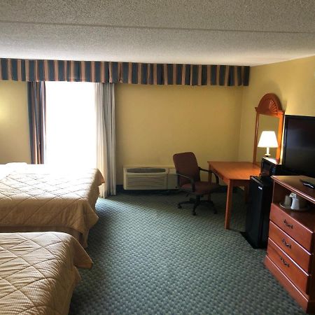 Rodeway Inn Joint Base Andrews Area Camp Springs Exteriör bild