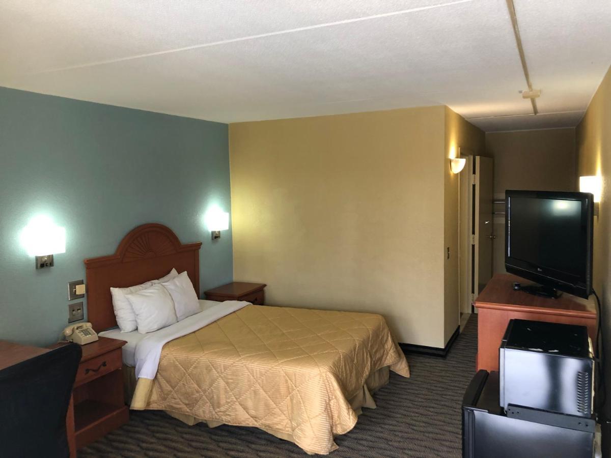 Rodeway Inn Joint Base Andrews Area Camp Springs Exteriör bild