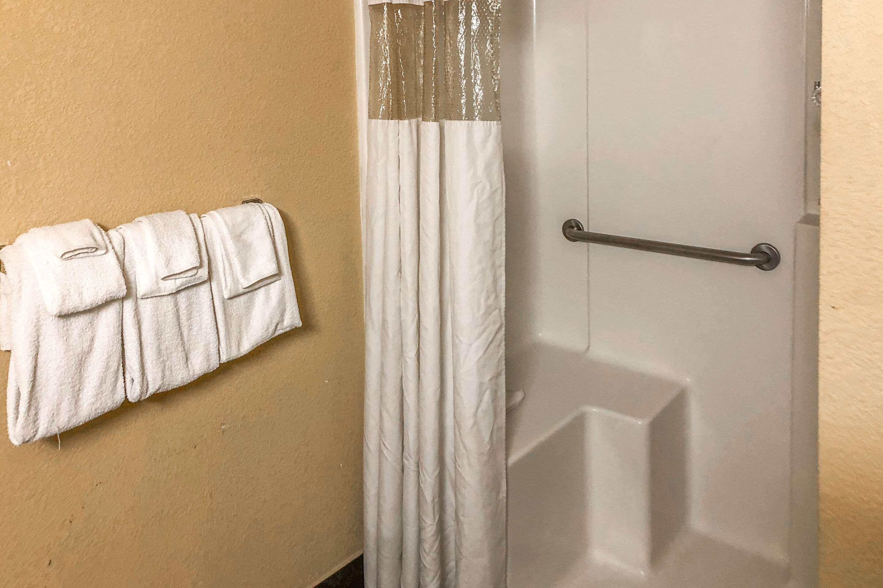 Rodeway Inn Joint Base Andrews Area Camp Springs Exteriör bild