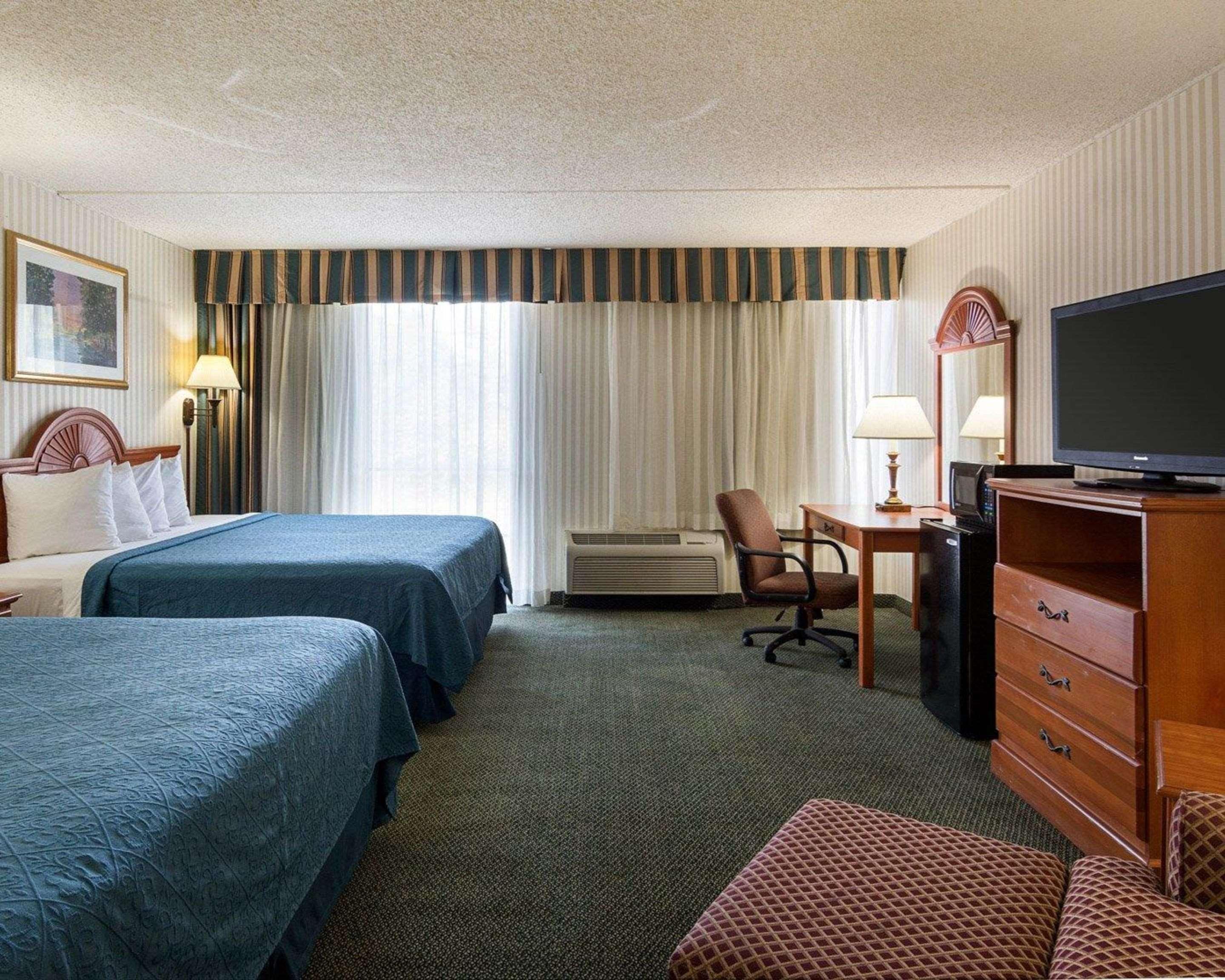 Rodeway Inn Joint Base Andrews Area Camp Springs Exteriör bild